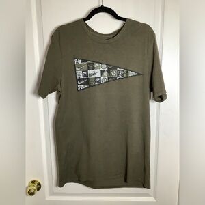 Nike Air t-shirt with pennant graphic